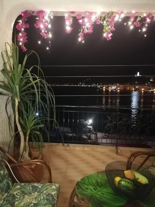 Suiteviewporos Galatás エクステリア 写真